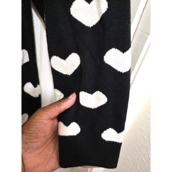 Charter Club Plus Size Black & White Heart Pattern Sweater Red Accent Heart Size - Picture 4 of 9